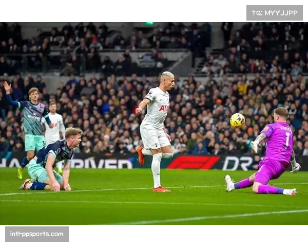 布伦特福德0-0热刺，射门机会寥寥